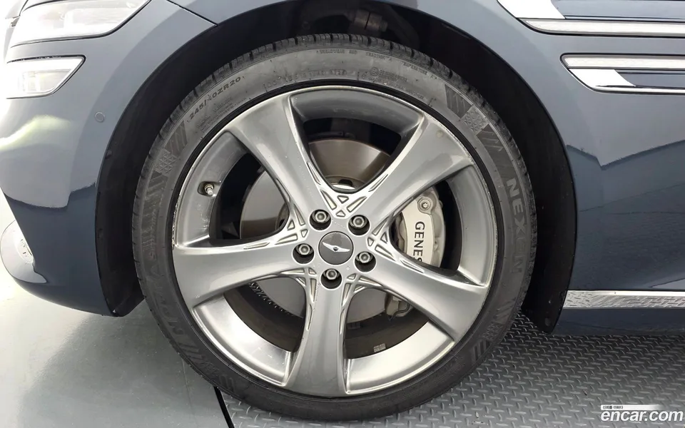 Genesis G80 2.5 AWD 2023 — thumbnail 2