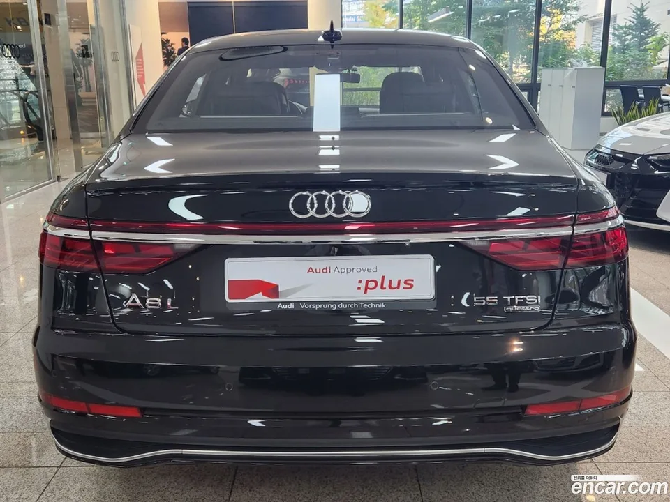 Audi A8 55 TFSI LWB 2023 — thumbnail 4