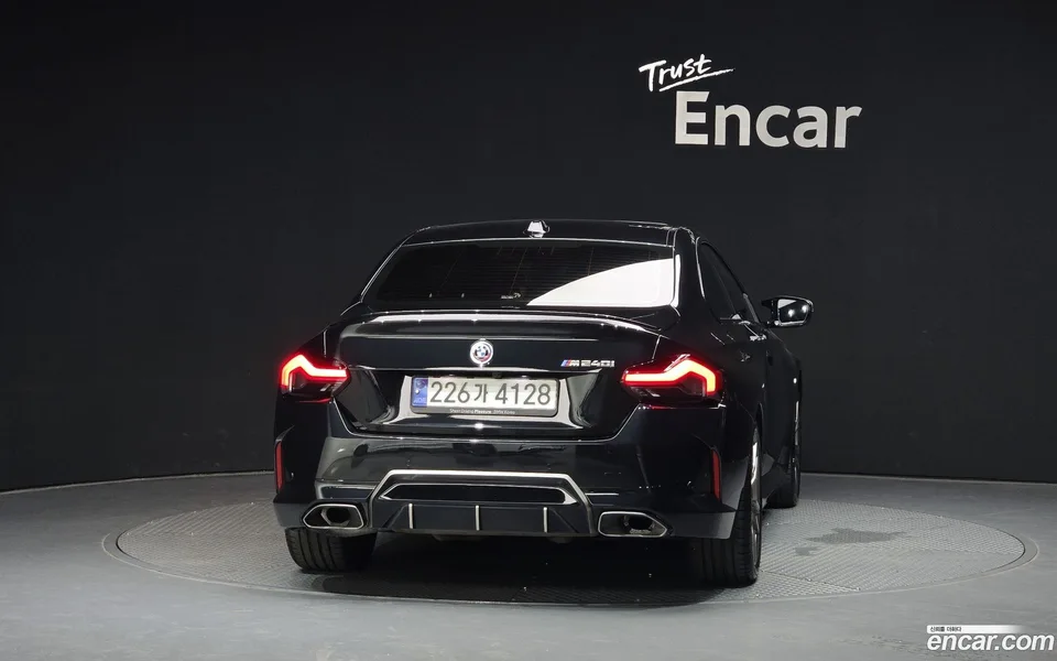 BMW 2 Series M240i xDrive 2024 — миниатюра 4