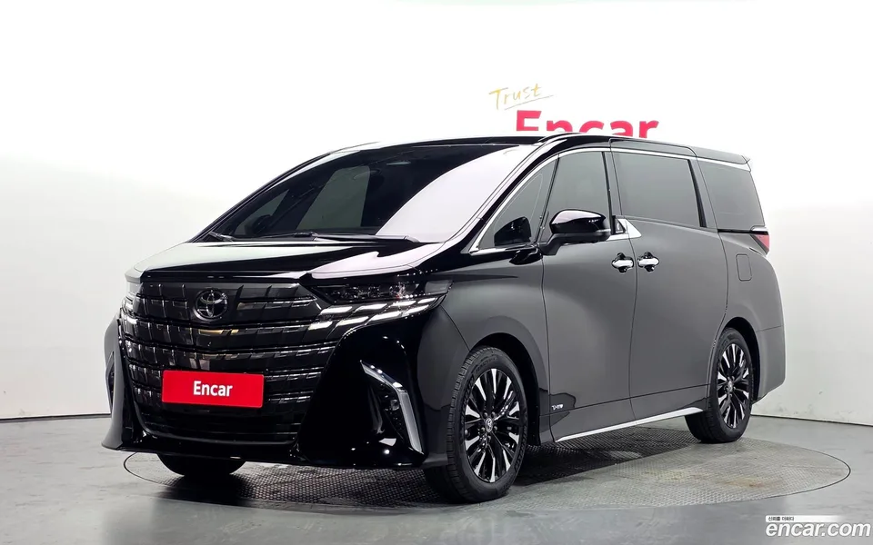 Toyota Alphard 2.5 HEV AWD 2024 — photo 1, buy with delivery to Moscow