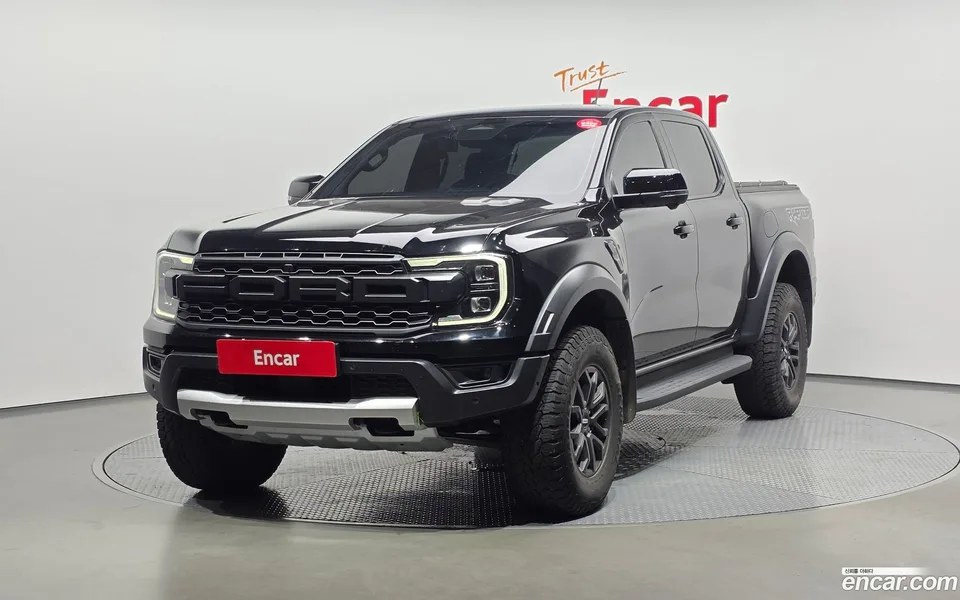 Ford Ranger 2.0 2024 — photo 1, buy with delivery to Moscow