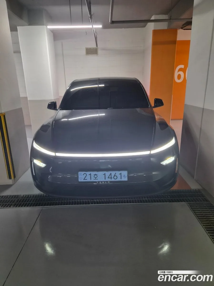 Tesla Model Y RWD 2026 — photo 1, buy with delivery to Moscow