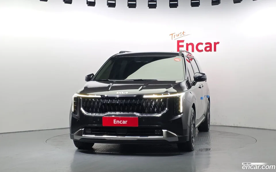 Kia Carnival 7 2025 — thumbnail 3