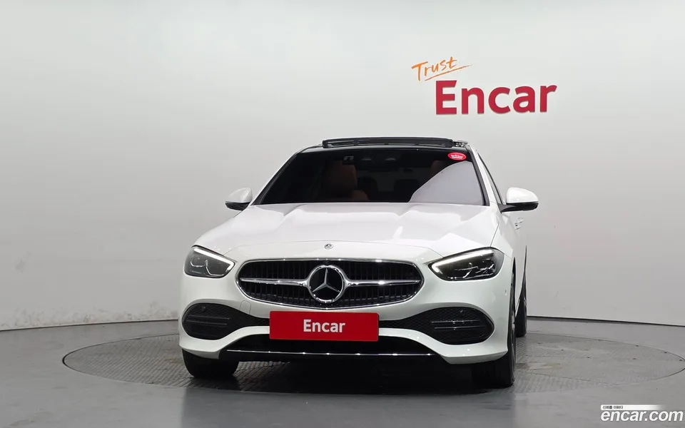 Mercedes-Benz C-Class C300 4MATIC 2023 — thumbnail 3