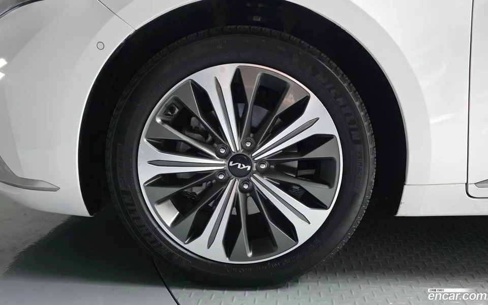 Kia K8 Hybrid 2023 — миниатюра 5