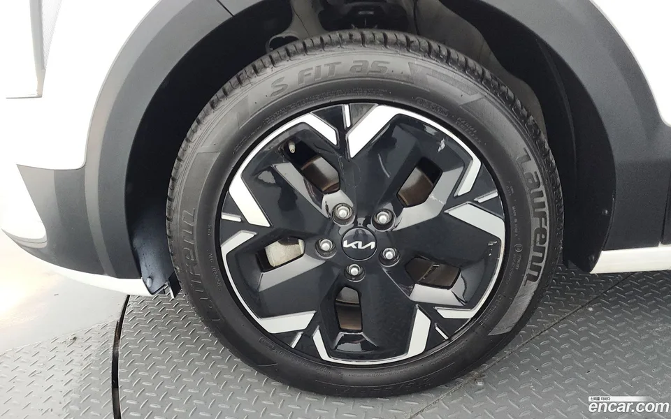 Kia Niro EV 2022 — thumbnail 2
