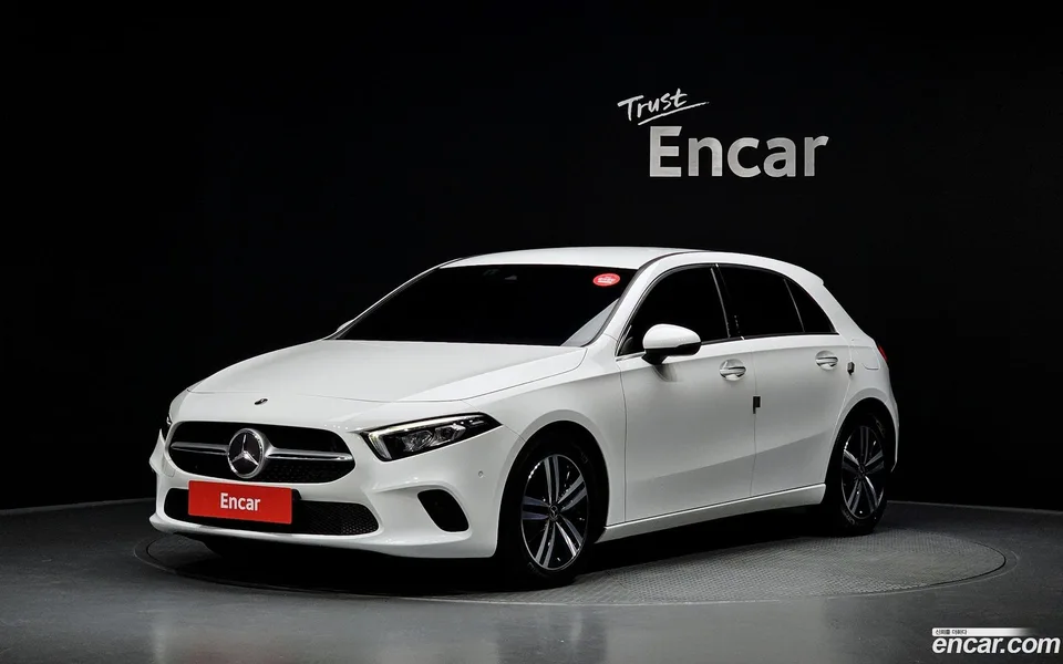 Mercedes-Benz A-Class A220 2023 — photo 1, buy with delivery to Moscow
