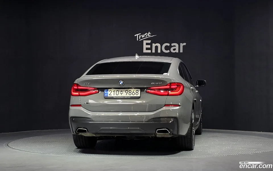 BMW 6 Series GT 630i xDrive M 2022 — thumbnail 4