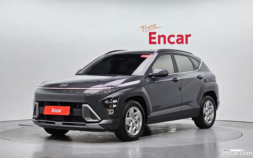Hyundai Kona 1.6 2WD 2023 — photo 1, buy with delivery to Moscow