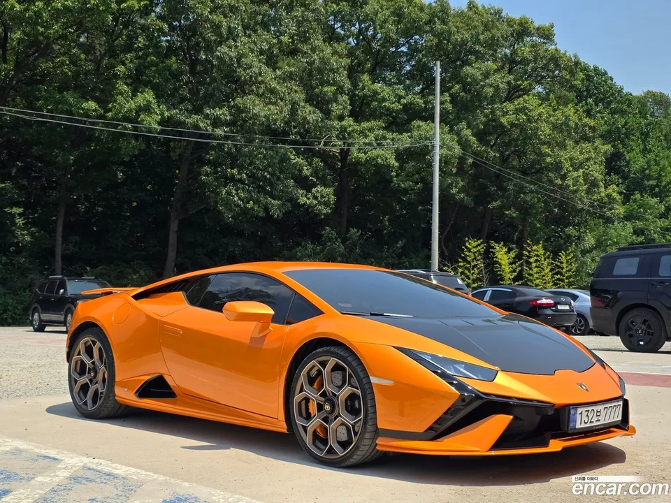 Lamborghini Huracan LP640-2 2023 — thumbnail 3