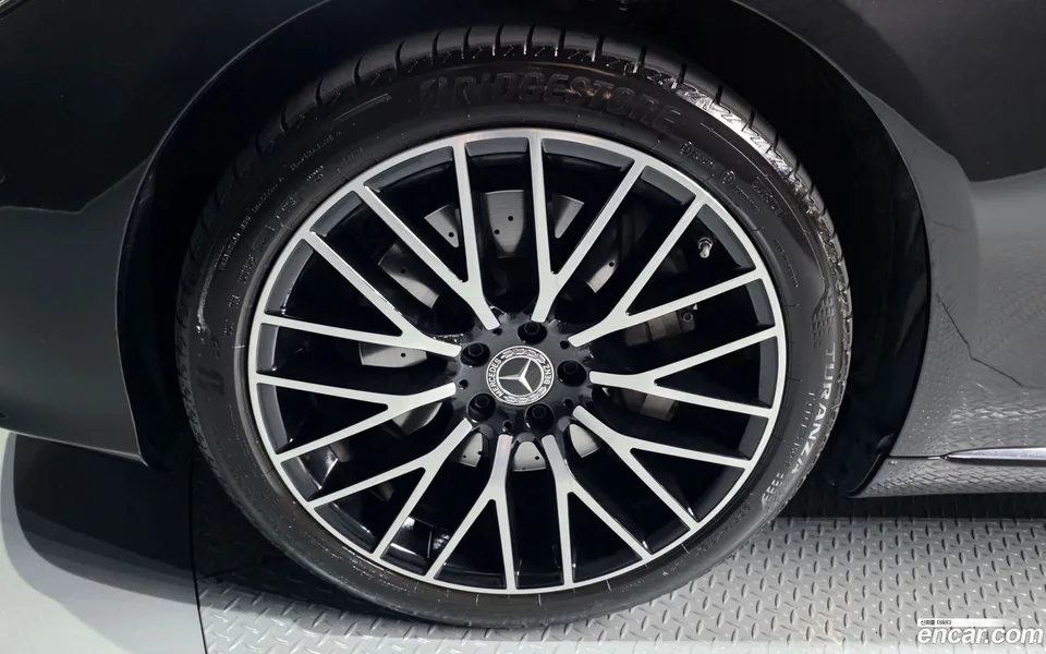 Mercedes-Benz S-Class S450L 4MATIC 2025 — thumbnail 2