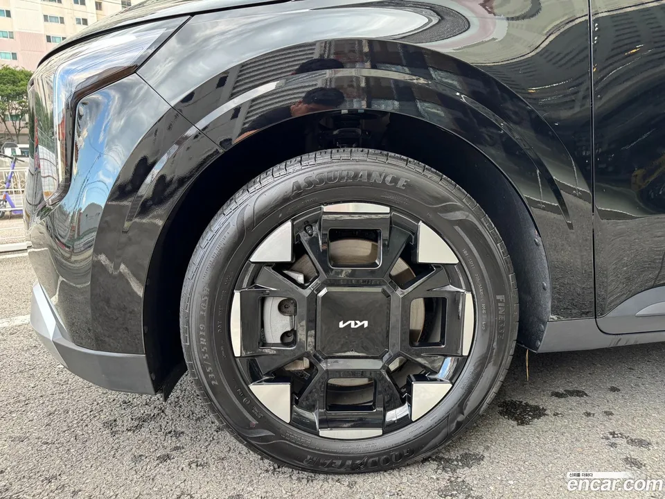 Kia Carnival 9 2025 — thumbnail 2