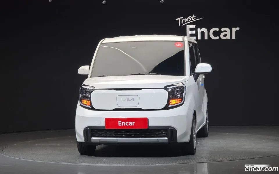 Kia Ray EV 2023 — thumbnail 3