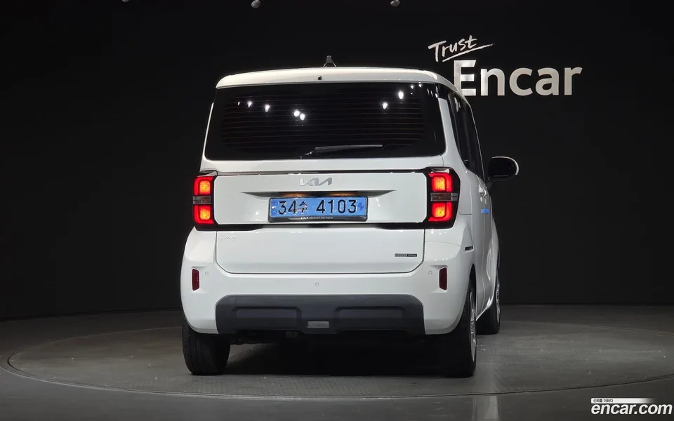 Kia Ray EV 2023 — thumbnail 4