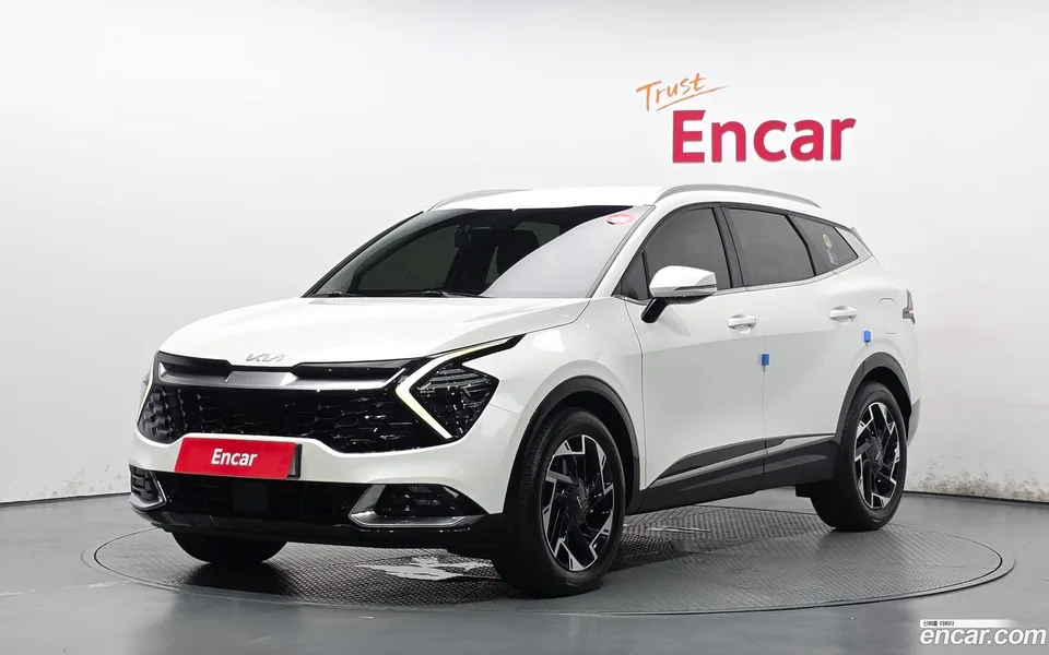 Kia Sportage 1.6 2WD 2022 — photo 1, buy with delivery to Moscow