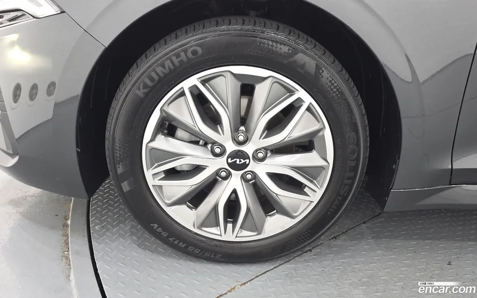 Kia K5 Hybrid 2023 — миниатюра 2