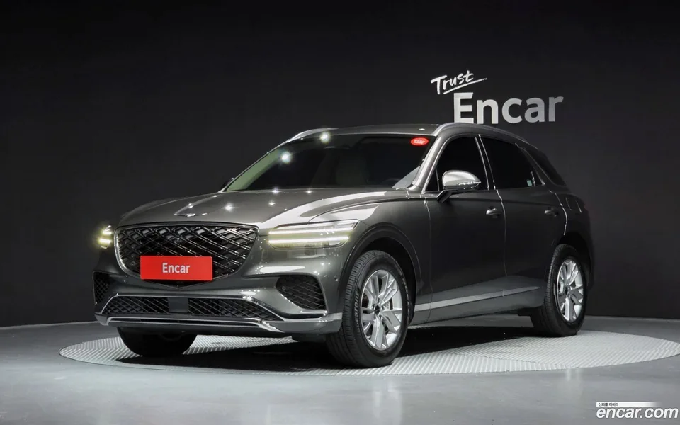 Genesis GV70 2.5T AWD 2024 — photo 1, buy with delivery to Moscow