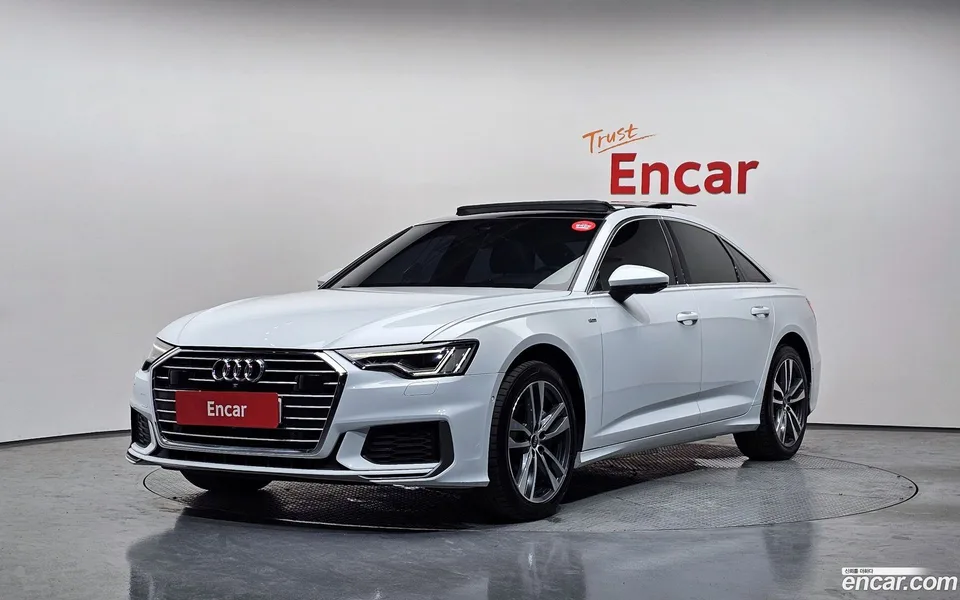 Audi A6 45 TFSI 2022 — photo 1, buy with delivery to Moscow