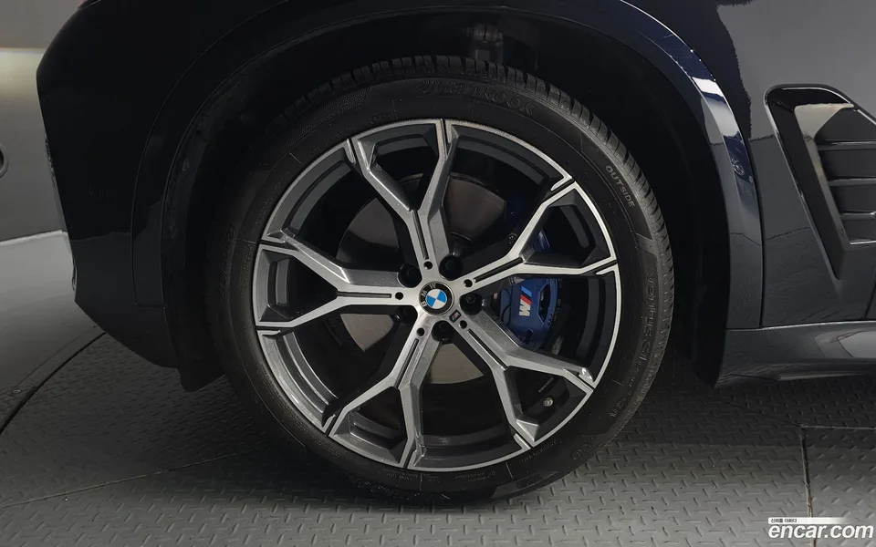 BMW X5 xDrive 40i M 2026 — thumbnail 2