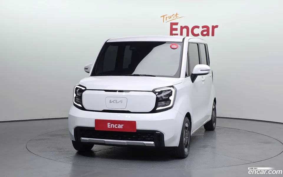 Kia Ray EV 2023 — thumbnail 3
