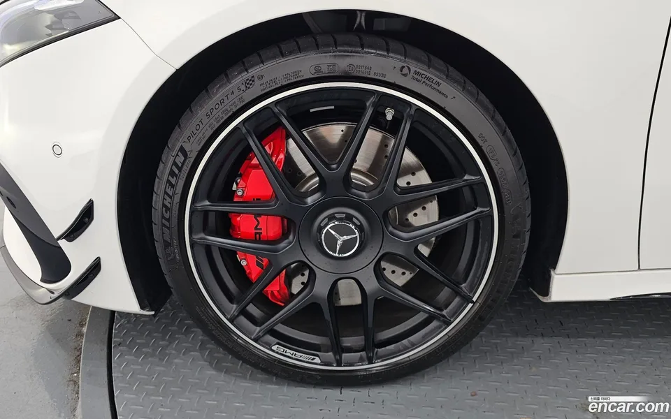 Mercedes-Benz A-Class AMG A45 S 4MATIC+ 2026 — thumbnail 5