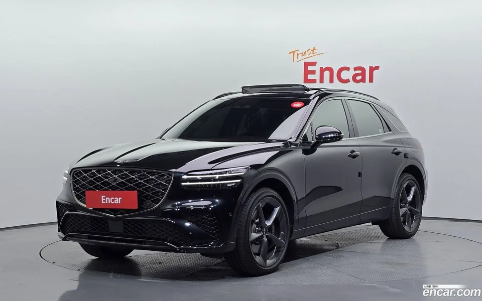 Genesis GV70 2.5T AWD 2024 — photo 1, buy with delivery to Moscow
