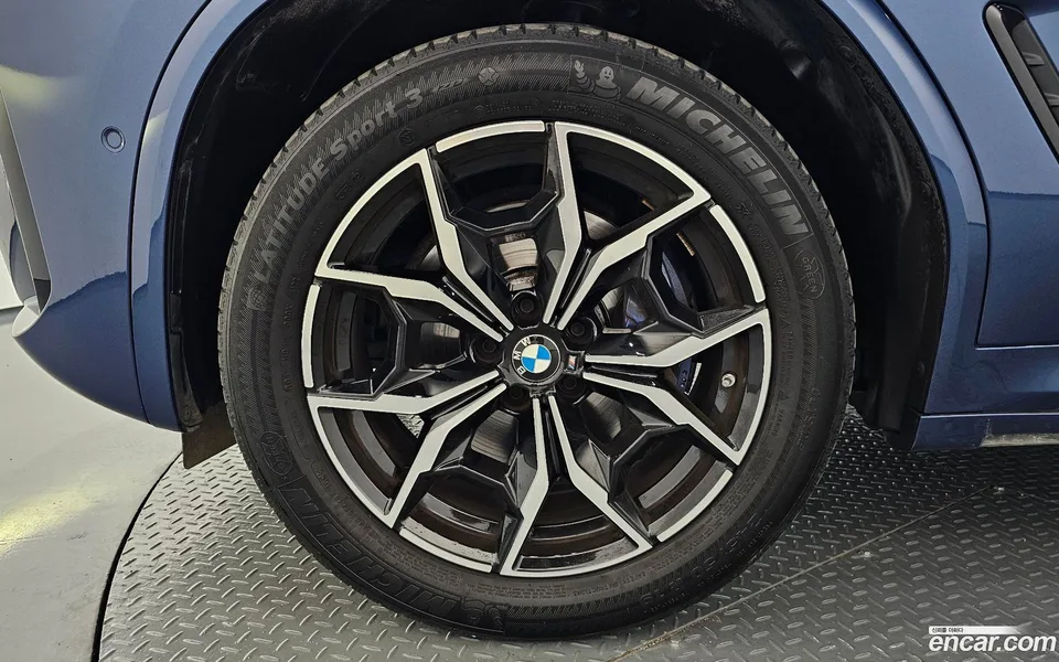 BMW X3 xDrive 20i M 2022 — thumbnail 2