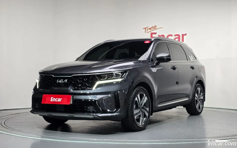 Kia Sorento HEV 1.6 4WD 2022 — photo 1, buy with delivery to Moscow