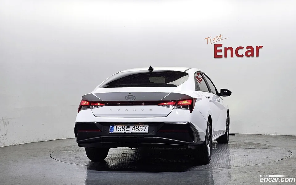 Hyundai Avante CN7 1.6 2023 — thumbnail 4