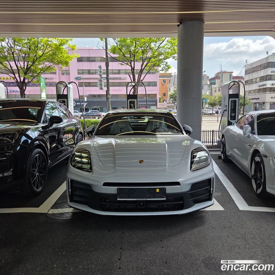 Porsche Panamera (976) 2.9 AWD 2024 — thumbnail 3