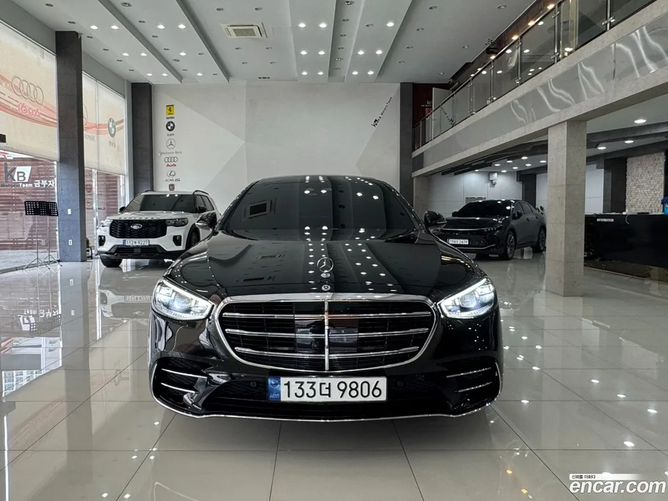 Mercedes-Benz S-Class S400 d 4MATIC 2023 — thumbnail 3