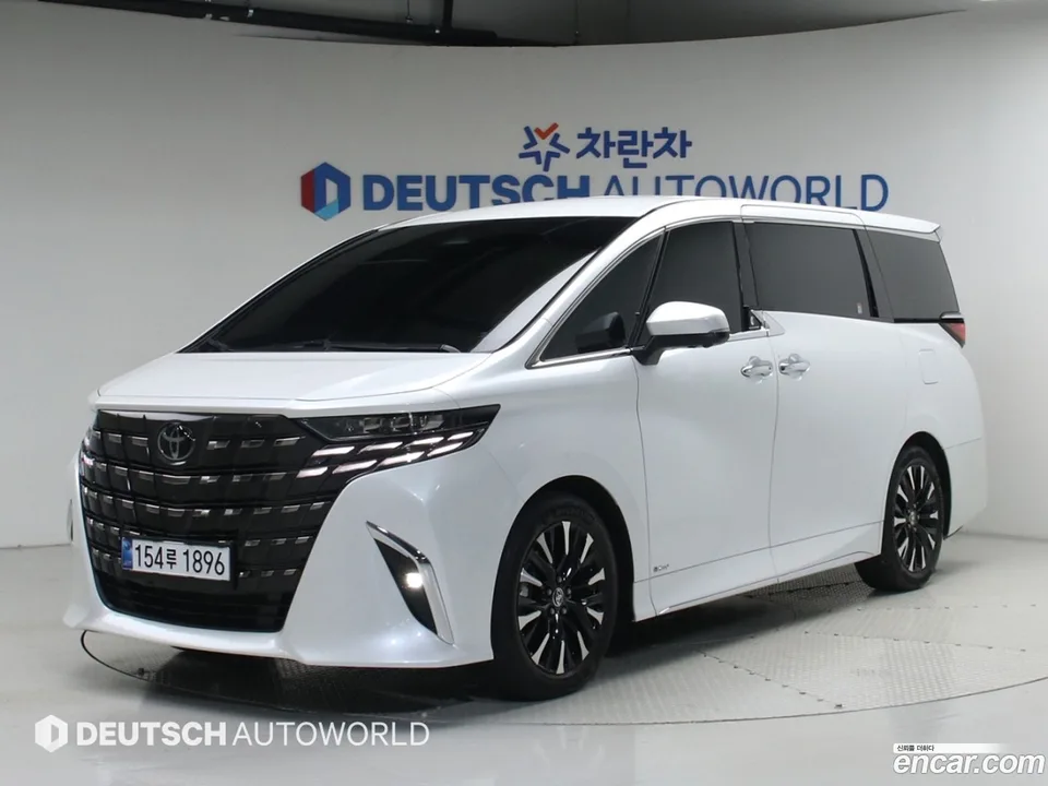 Toyota Alphard 2.5 HEV AWD 2024 — photo 1, buy with delivery to Moscow