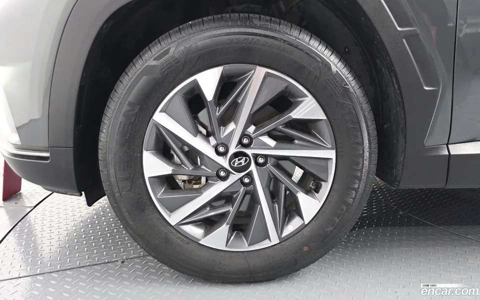 Hyundai Tucson 1.6 2WD 2023 — thumbnail 2