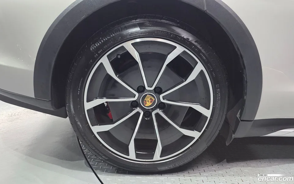 Porsche Taycan 4S 2022 — thumbnail 2