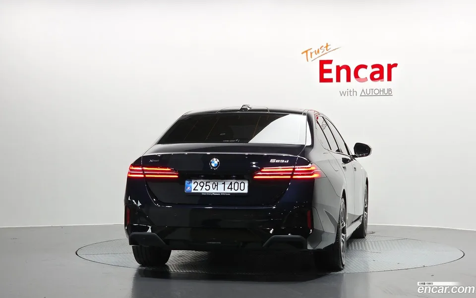 BMW 5 Series 523d M 2025 — thumbnail 4
