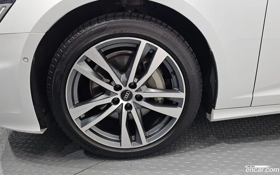 Audi A6 45 TFSI 2023 — thumbnail 5