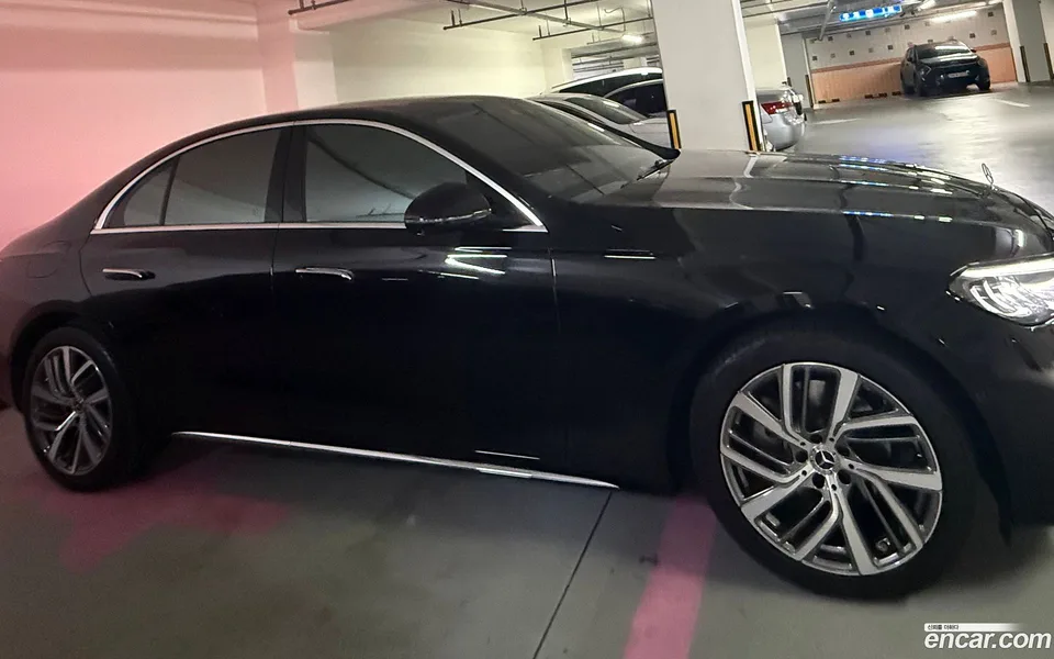 Mercedes-Benz E-Class E220d 4MATIC 2024 — photo 1, buy with delivery to Moscow