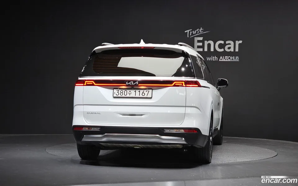 Kia Carnival 9 2022 — thumbnail 4
