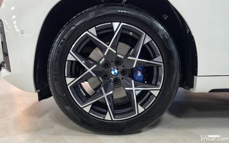 BMW X3 xDrive 20 M 2025 — thumbnail 5