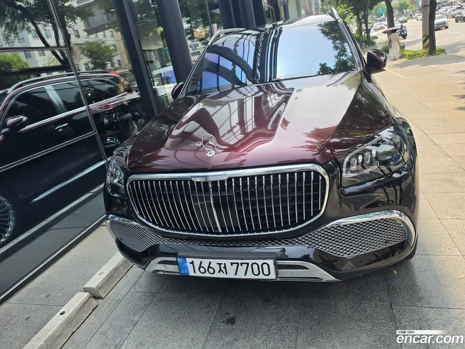 Mercedes-Benz GLS-Class GLS600 4MATIC 2023 — photo 1, buy with delivery to Moscow