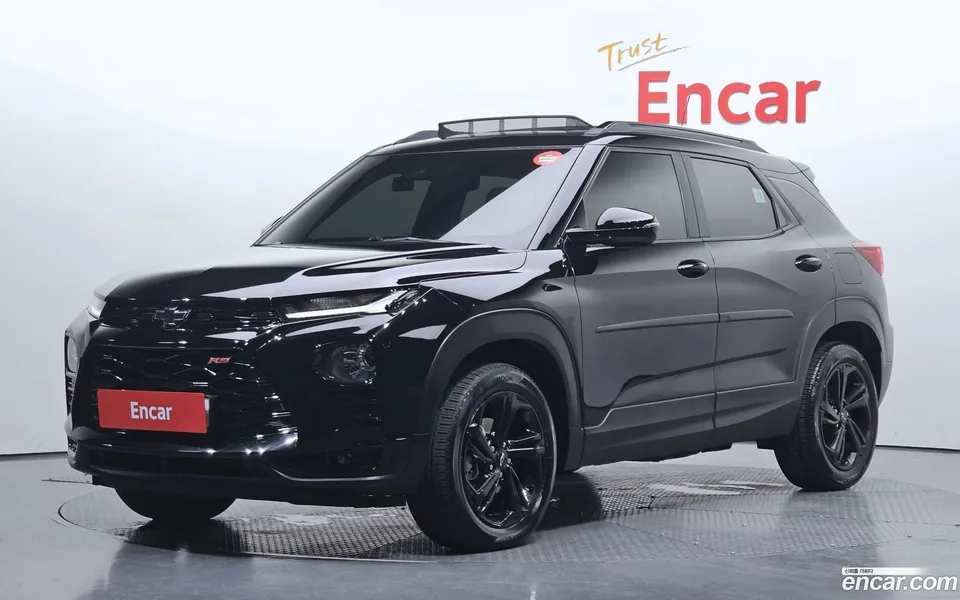 Chevrolet Trailblazer 1.3 4WD 2023 — photo 1, buy with delivery to Moscow