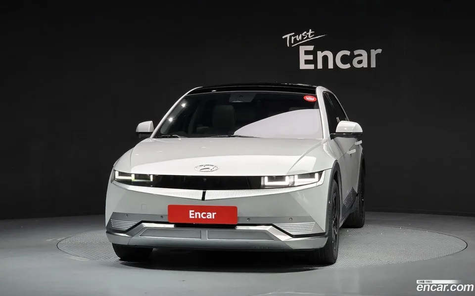 Hyundai Ioniq 5 AWD 2023 — thumbnail 3