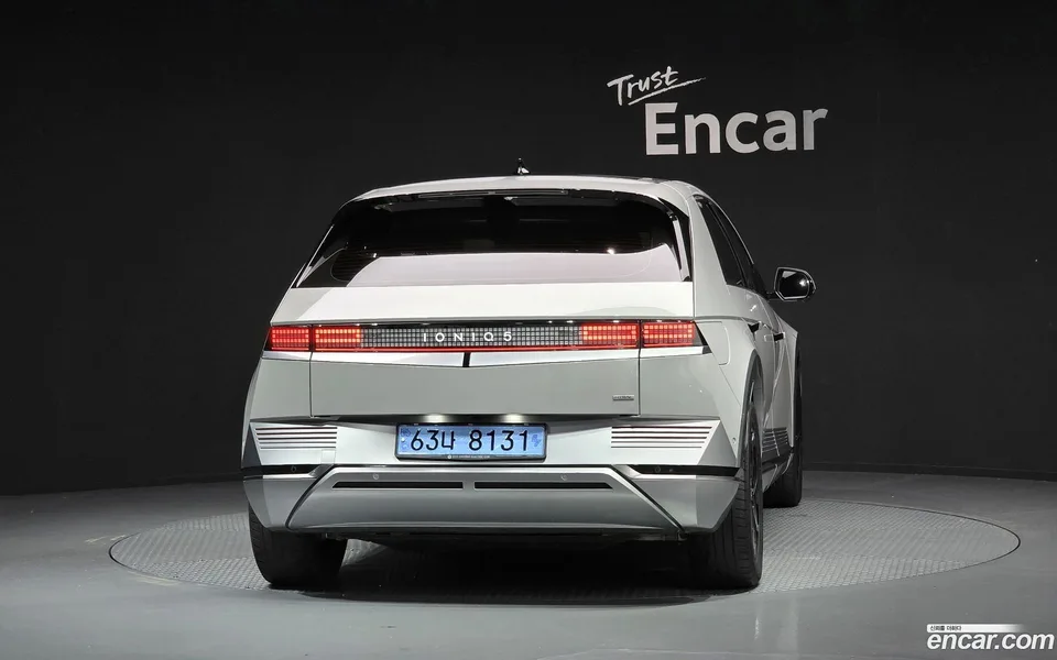 Hyundai Ioniq 5 AWD 2023 — thumbnail 4
