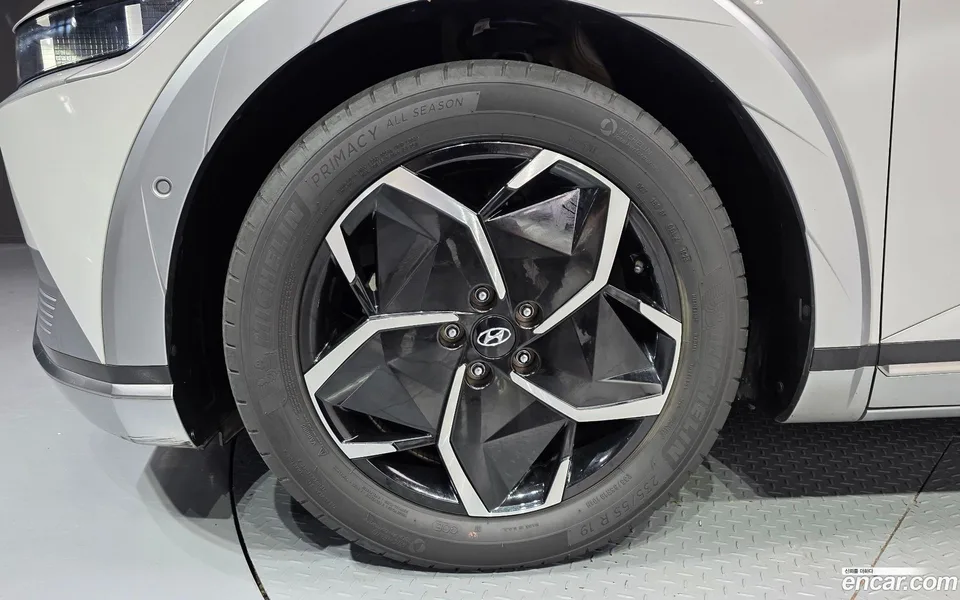 Hyundai Ioniq 5 AWD 2023 — thumbnail 5