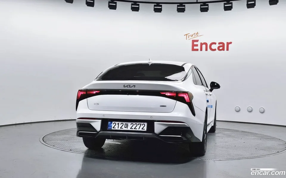 Kia K5 Hybrid 2024 — thumbnail 4