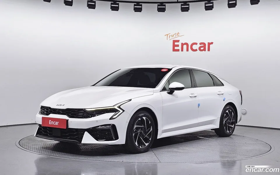 Kia K5 Hybrid 2024 — photo 1, buy with delivery to Moscow