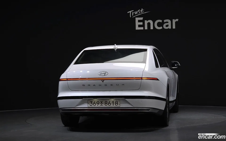 Hyundai Grandeur 3.5 LPG 2WD 2023 — thumbnail 4