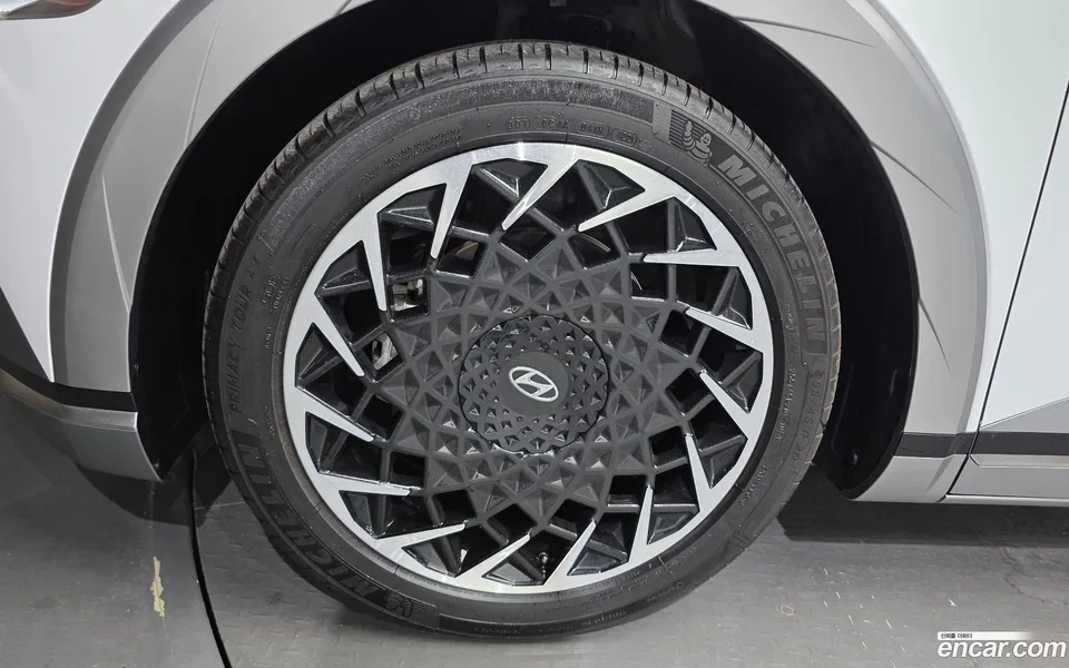 Hyundai Ioniq 5 2022 — thumbnail 5