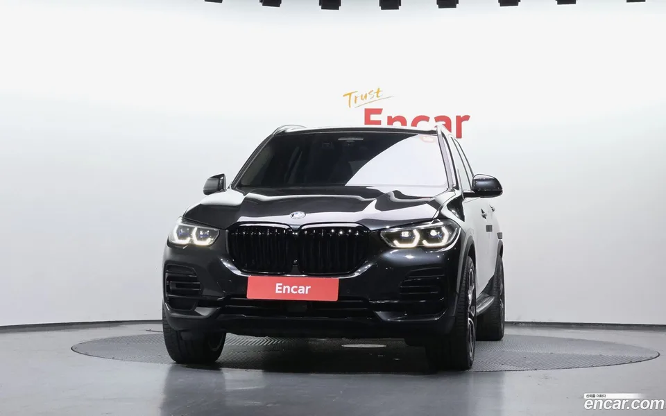 BMW X5 xDrive 30d xLine 2023 — thumbnail 3