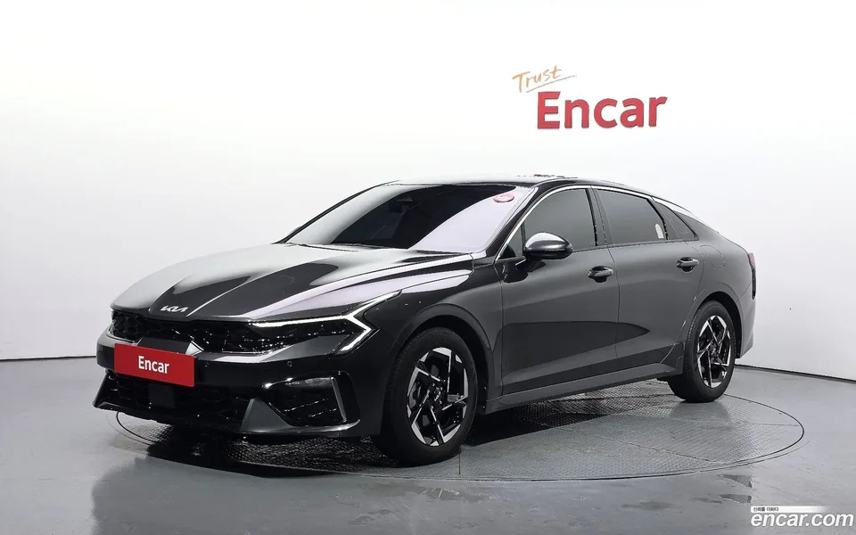 Kia K5 2.0 2025 — photo 1, buy with delivery to Moscow